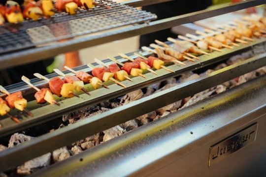 La grigliata all'aperto, con Josper